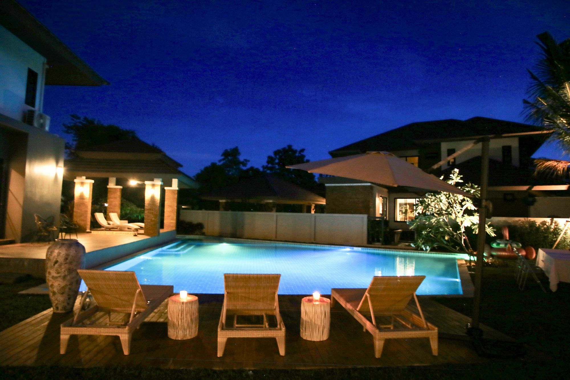 Moin 1617 Luxury Double-Pool Villa Chiang Mai Zewnętrze zdjęcie